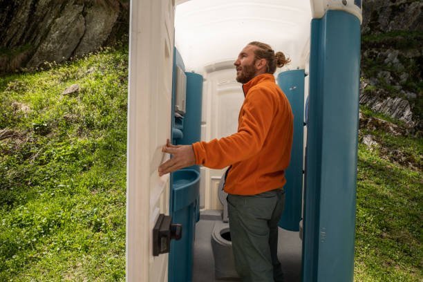 Best Portable toilet rental cost  in Lexington, KY